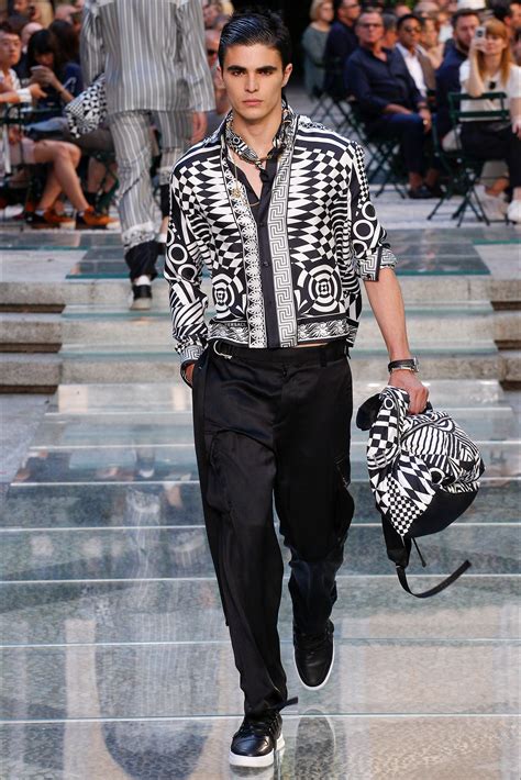 douglas versace uomo|versace uomo.